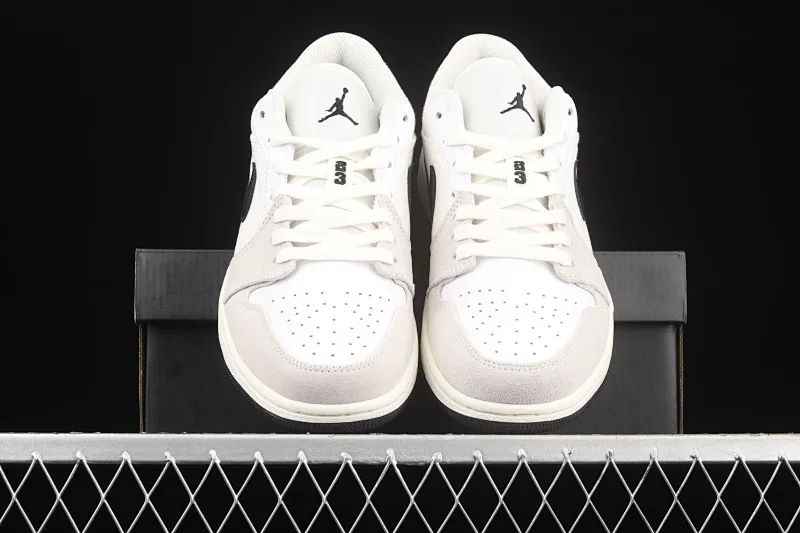 All categories Air Jordan Jordan series basketball shoes Air Jordan 1 Low G version pure original Air Jordan 1 Low AJ1 Joe 1 white and black canvas stitching low-top cultural leisure sports shoes DC3533-100